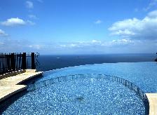 ガーデンプール