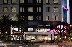 Moxy大阪梅田　マルチタスククルー[フロント・バー]