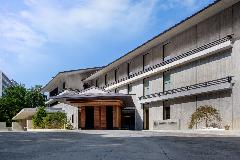 シャレーアイビー定山渓　料飲部　マネージャー