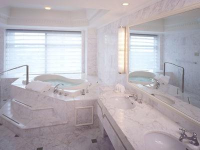 ホテルの客室係募集